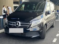 Noir Utilisé 2020 Mercedes V220 Style Monospace | 43 900 € (Prix cher)
