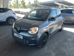 Gris Utilisé 2024 Renault Twingo Urban Night Citadine | 14 490 € (Prix juste)