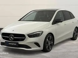 Utilisé 2023 Mercedes 180 Progressive Berline | 30 499 € (Prix juste)