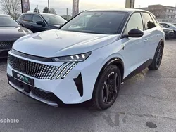 Blanc Utilisé 2025 Peugeot e-3008 GT SUV | 49 900 €