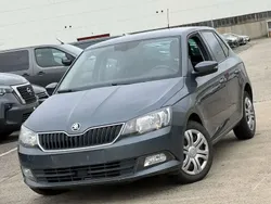 Gris Utilisé 2015 Skoda Fabia Berline | 4 950 €