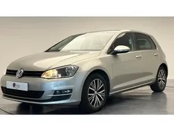 Gris Utilisé 2016 VW Golf VII Berline | 10 990 € (Prix assez cher)