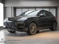Noir Utilisé 2023 Porsche Cayenne SUV | 87 900 € (Prix juste)