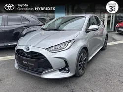 Gris Utilisé 2022 Toyota Yaris Hybrid Design | 19 990 € (Bon prix)