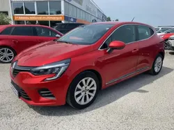 Rouge Utilisé 2021 Renault Clio V Intens Berline | 14 480 € (Prix juste)