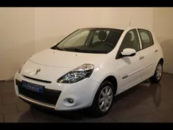 Bla Utilisé 2011 Renault Clio II Expression Citadine | 7 490 € (Prix cher)