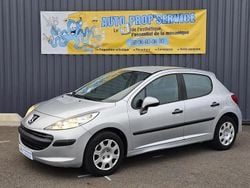 Gris Occasion 2009 Peugeot 207 Berline | 4 990 € (Prix assez cher)