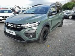 Gris Utilisé 2023 Dacia Jogger Extreme Monospace | 23 270 € (Prix juste)