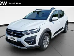 Blanc Utilisé 2023 Dacia Sandero Expression Citadine | 15 499 € (Prix juste)