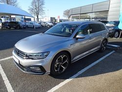 Argent pyrite Utilisé 2024 VW Passat R-line Break | 34 900 € (Prix juste)