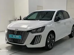 Blanc Nouvelle 2025 Peugeot 208 Allure Citadine | 23 913 € (Prix juste)
