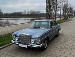 Bleu Utilisé 1972 Mercedes 280 SE Berline | 35 000 €