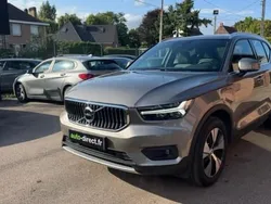 Utilisé 2021 Volvo XC40 Business Edition SUV | 29 490 € (Prix juste)