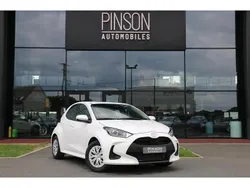 Blanc Nouvelle 2025 Toyota Yaris Hybrid Comfort Citadine | 23 490 € (Prix juste)