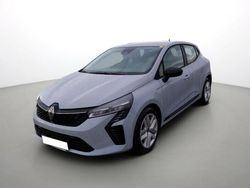 Gris Utilisé 2023 Renault Clio V Evolution Citadine | 16 390 € (Prix juste)