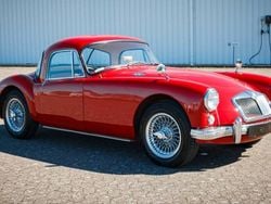Rouge Utilisé 1958 MG MGA Coupé | 23 500 €