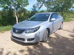 Argent Utilisé 2011 Renault Latitude Initiale Berline | 5 500 €