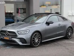 Gris Utilisé 2022 Mercedes E220 AMG line Coupé | 45 990 € (Prix juste)