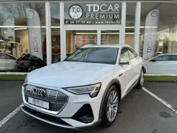 Blanc Utilisé 2020 Audi e-tron Sportback S-Line SUV | 51 271 € (Prix cher)