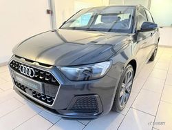 Gris Utilisé 2023 Audi A1 Sportback Advanced Citadine | 20 990 € (Prix juste)