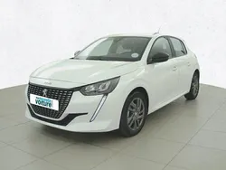 Blanc Utilisé 2021 Peugeot 208 Active Citadine | 14 490 € (Prix juste)