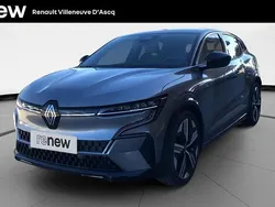 Gris Utilisé 2023 Renault Mégane Iconic Berline | 27 999 € (Prix juste)