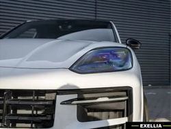 Blanc Utilisé 2024 Porsche Cayenne SUV | 145 990 €