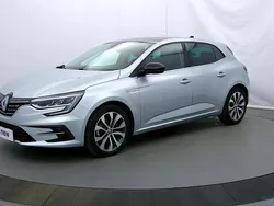 Gris Utilisé 2024 Renault Mégane IV Techno Berline | 21 990 € (Prix juste)