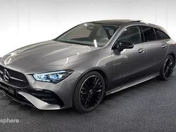 Gris Utilisé 2024 Mercedes CLA200 Shooting Brake AMG line Break | 49 900 €