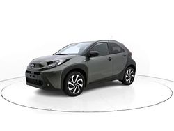 Vert Nouvelle 2025 Toyota Aygo Design Citadine | 16 900 € (Bon prix)