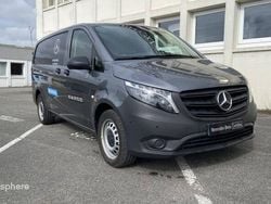 Blanc Occasion 2024 Mercedes e-Vito Monospace | 27 390 € (Prix juste)