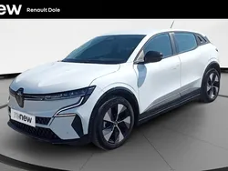 Blanc Utilisé 2023 Renault Mégane Equilibre Berline | 25 990 € (Prix juste)