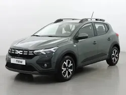 Gris Utilisé 2024 Dacia Sandero Expression Citadine | 16 890 € (Prix juste)