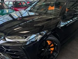 Utilisé 2022 Lamborghini Urus SUV | 259 990 €