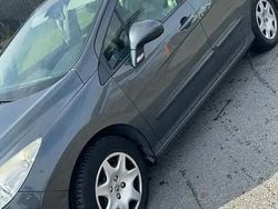 Utilisé 2009 Peugeot 308 Premium Berline | 3 700 € (Prix juste)