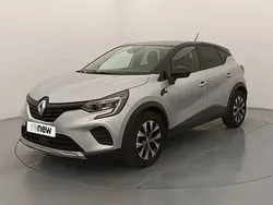 Gris Utilisé 2023 Renault Captur Evolution SUV | 16 399 € (Bon prix)