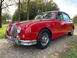 Rouge Utilisé 1967 Jaguar MK II Berline | 29 500 €