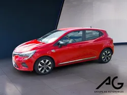 Rouge Utilisé 2021 Renault Clio V LIMITED Berline | 13 390 € (Prix juste)