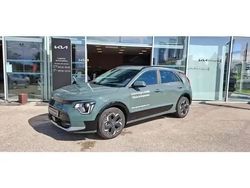 City scape green Utilisé 2023 Kia e-Niro 2 SUV | 28 890 € (Prix juste)