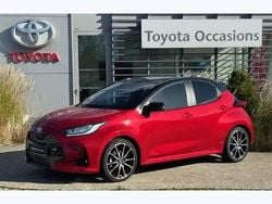 Rouge Utilisé 2022 Toyota Yaris Hybrid Sport Coupé | 23 490 €