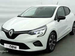 Blanc Utilisé 2023 Renault Clio V Equilibre Berline | 14 899 € (Prix juste)