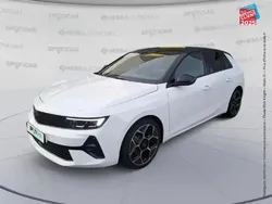 Blanc Utilisé 2024 Opel Astra GSe Berline | 29 799 €