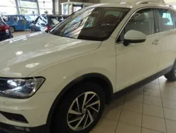 Blanc Utilisé 2017 VW Tiguan Sound SUV | 24 490 € (Prix juste)