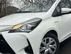 Blanc Utilisé 2017 Toyota Yaris Hybrid Citadine | 8 490 €