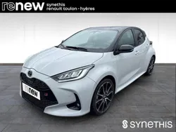 Gris Utilisé 2023 Toyota Yaris Sport Berline | 23 490 € (Prix assez cher)