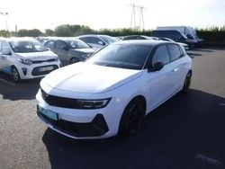 Blanc Utilisé 2023 Opel Astra GSe Berline | 28 490 € (Prix juste)