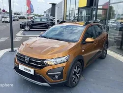 Orange Utilisé 2021 Dacia Sandero Comfort Citadine | 12 499 € (Prix juste)