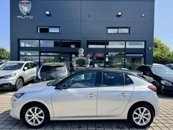 Gris Utilisé 2022 Opel Corsa Edition Citadine | 14 990 € (Prix juste)