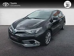 Utilisé 2016 Toyota Auris Hybrid Executive Berline | 17 480 € (Prix assez cher)