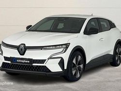 Blanc Utilisé 2022 Renault Mégane Equilibre SUV | 19 299 € (Prix juste)